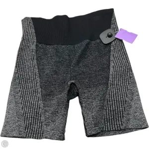 Athletic Shorts By Fabletics In Black, Size: S