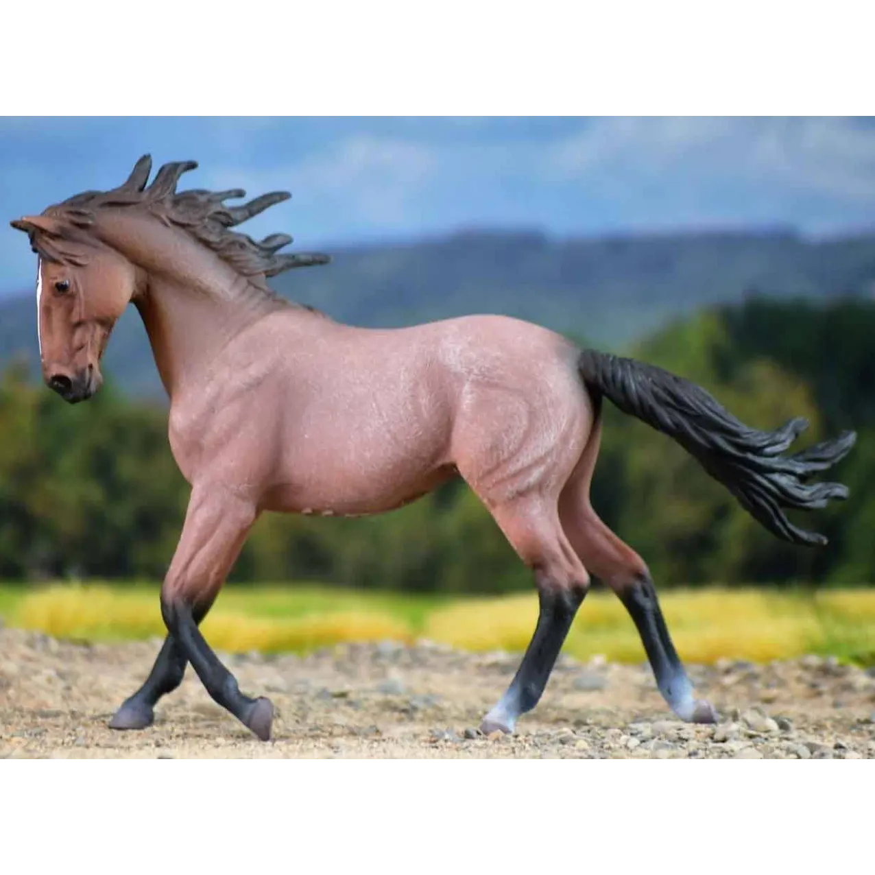 Breyer Bay Roan Mustang Mare