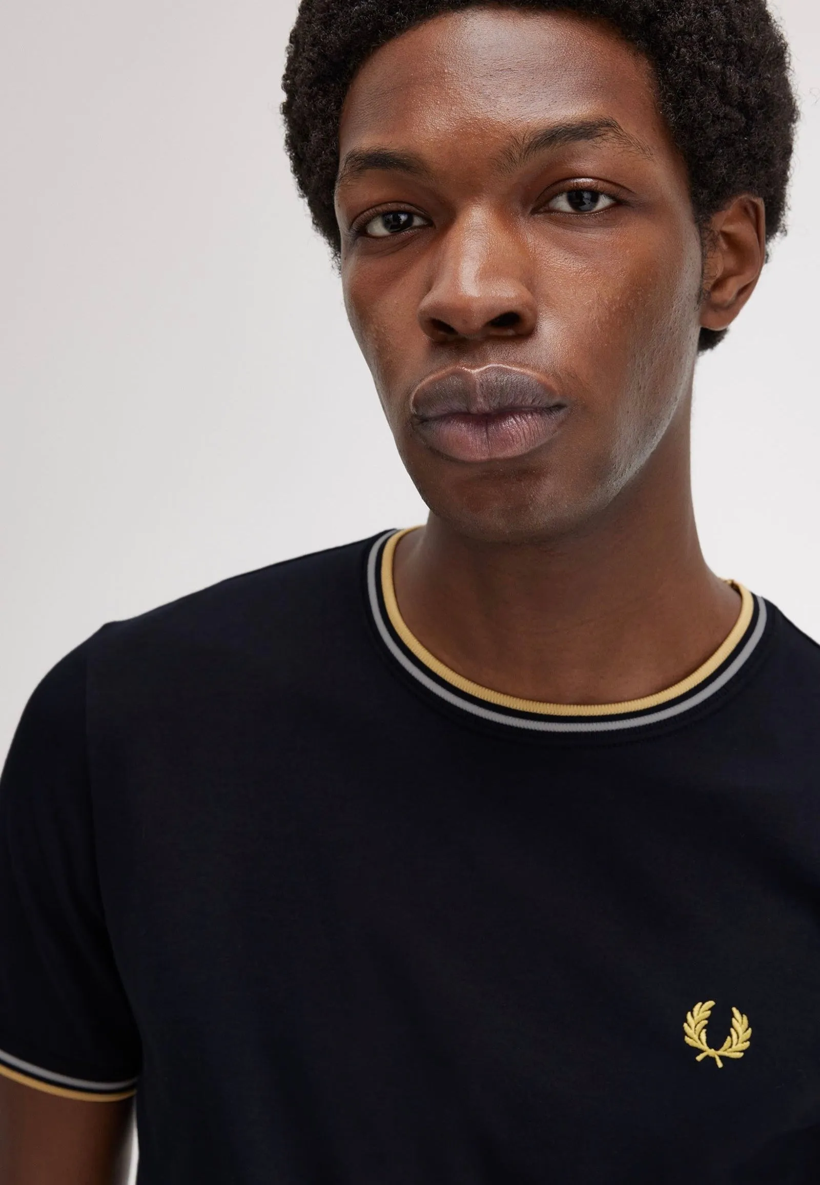 Fred Perry - Twin Tipped Navy/Ecru/Honeycomb - T-Shirt