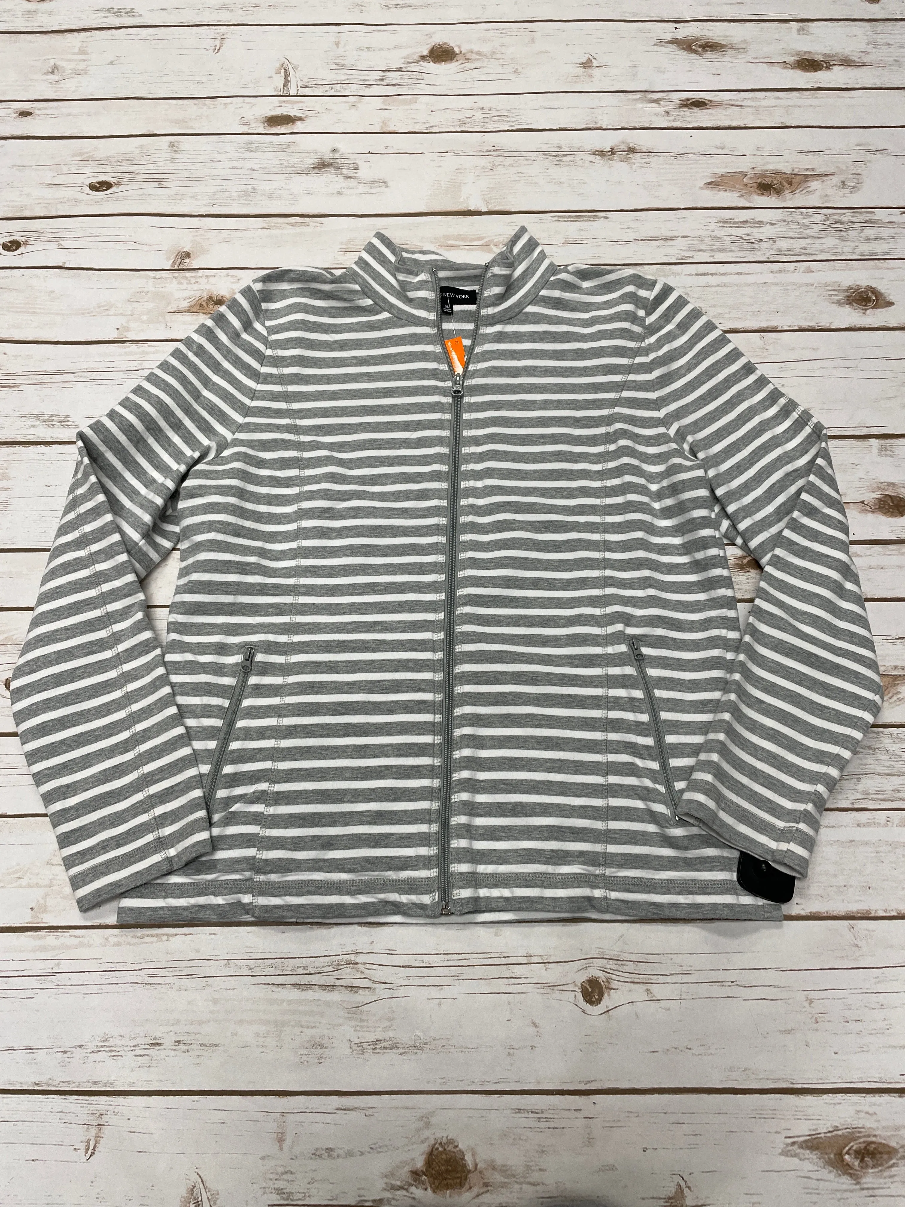 Sweatshirt Collar By Jones New York In Grey, Size: Xl