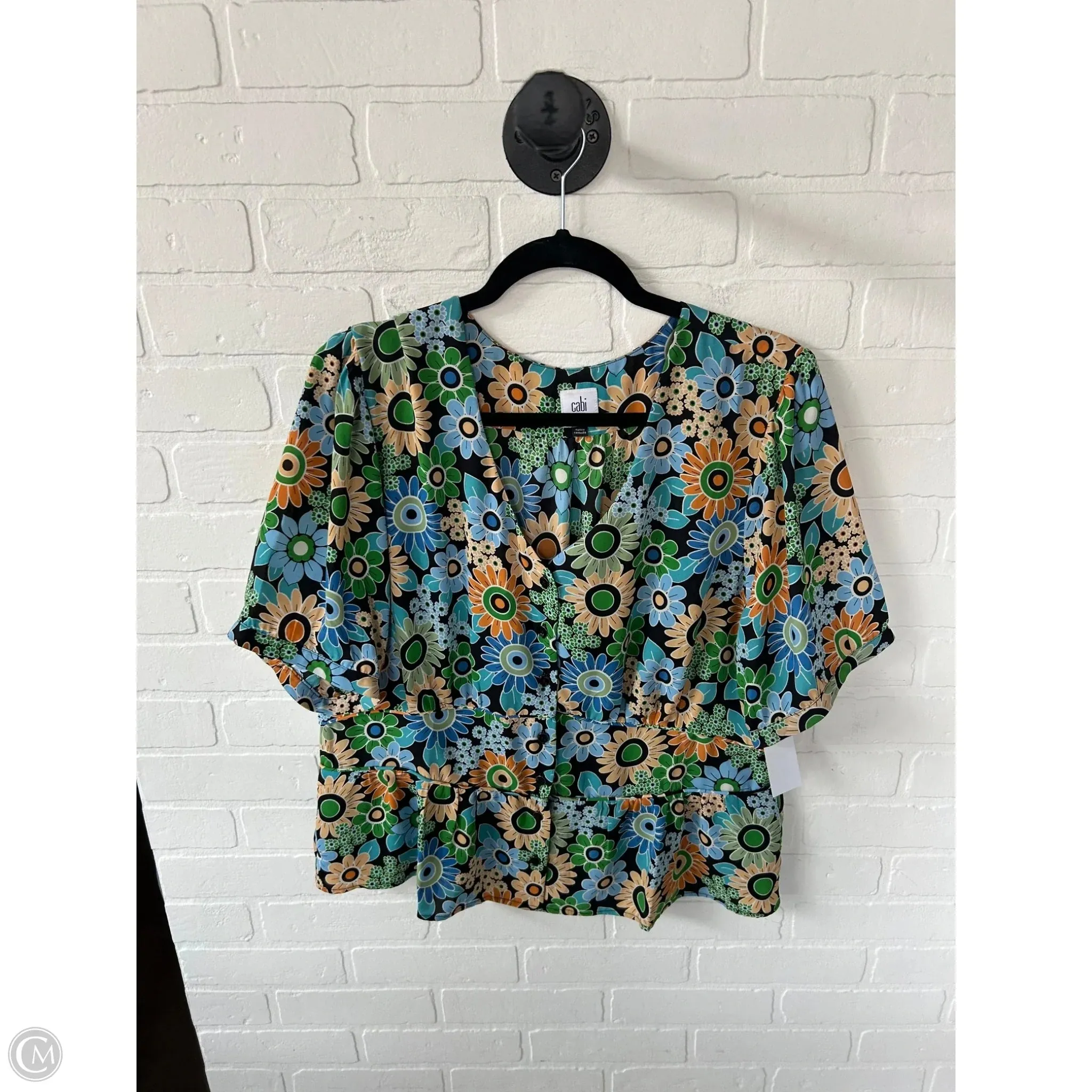 Top Short Sleeve By Cabi In Blue & Green, Size: Xl