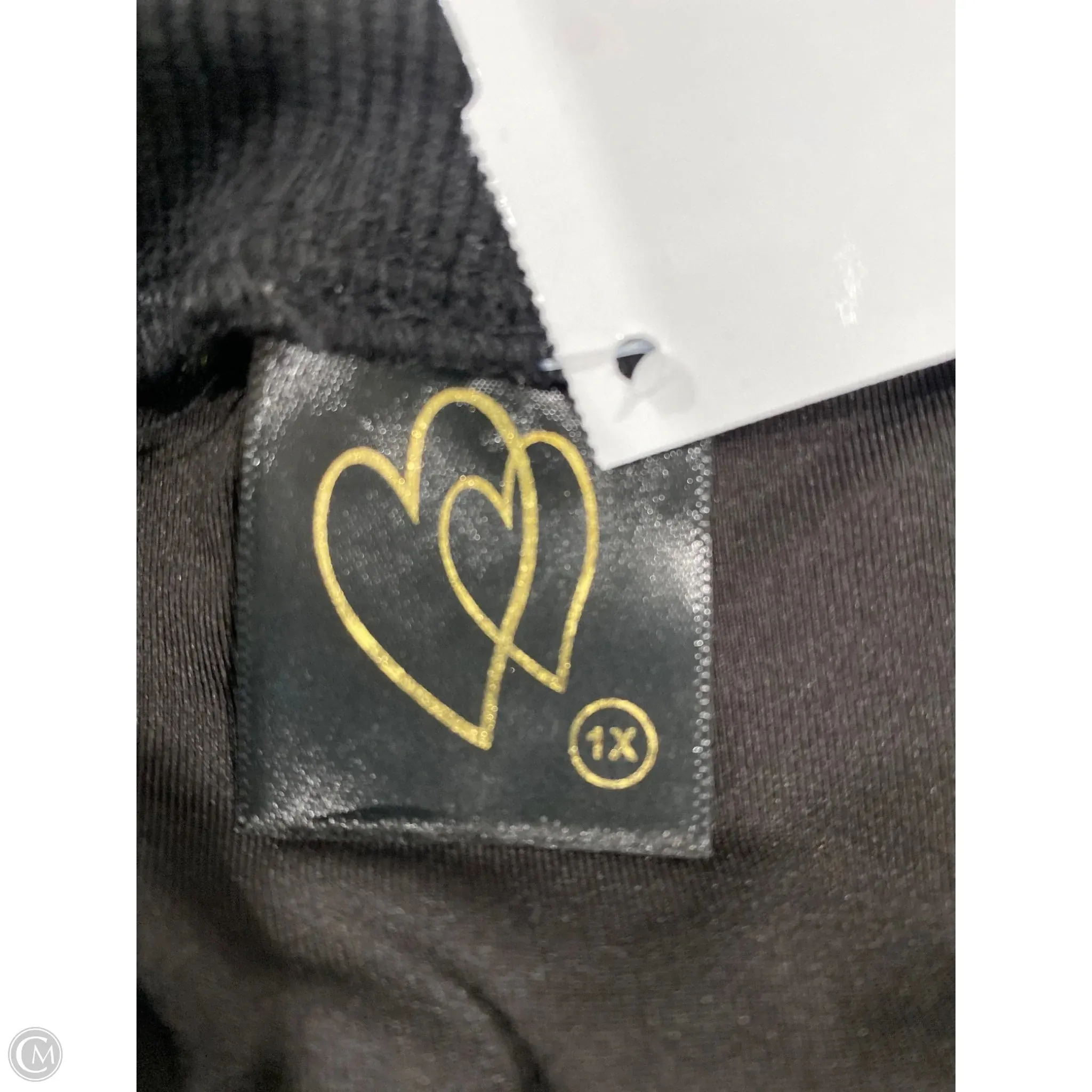 Top Short Sleeve By Clothes Mentor In Black, Size: 1x