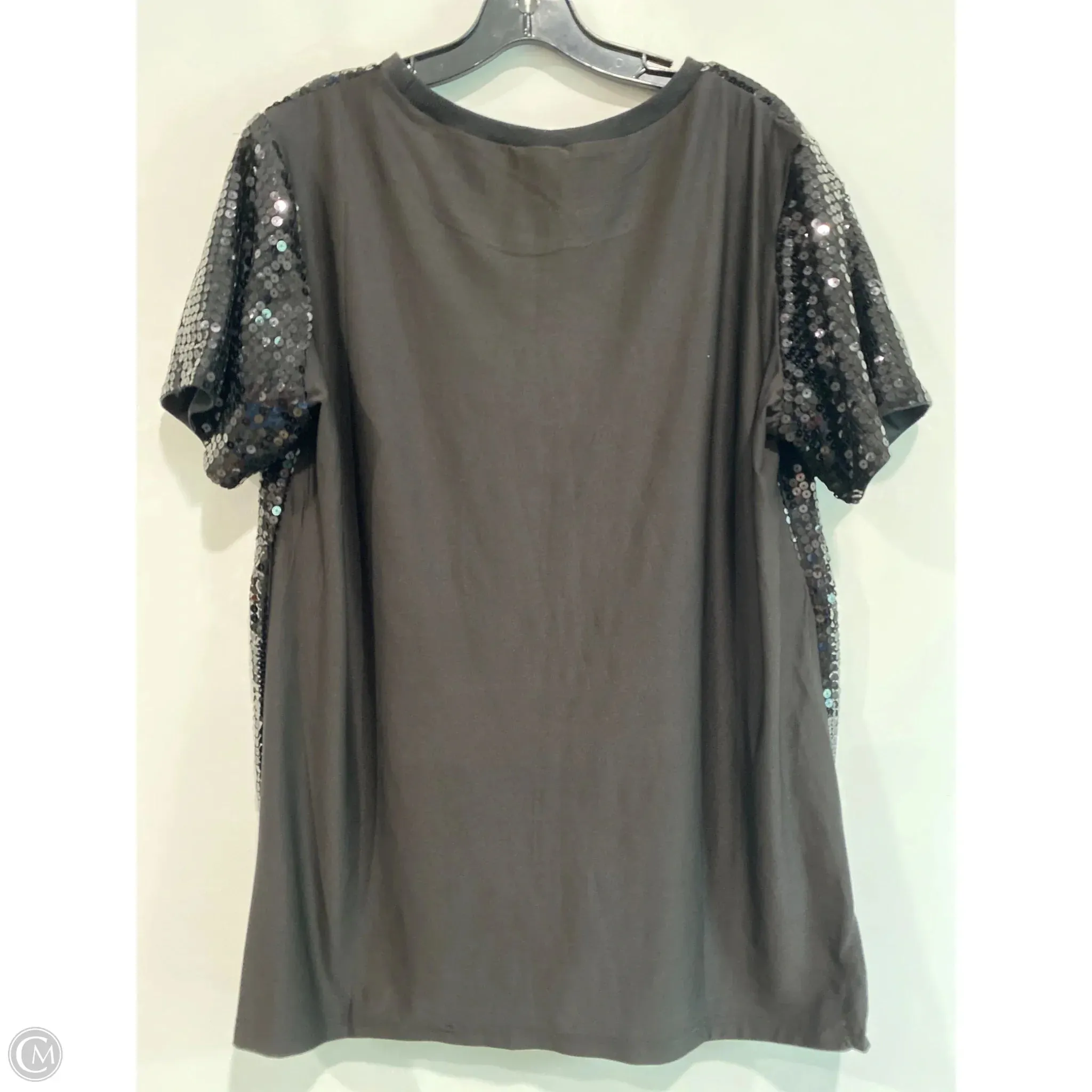 Top Short Sleeve By Clothes Mentor In Black, Size: 1x